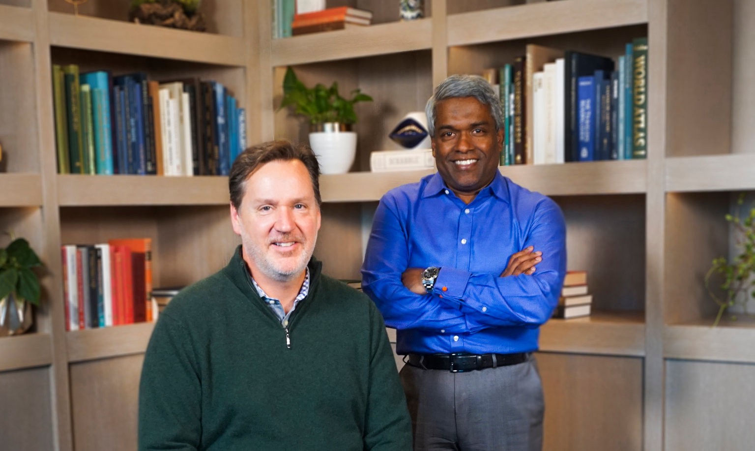 From the left: Frank Bien, CEO of Looker and Thomas Kurian, CEO of GCP.
